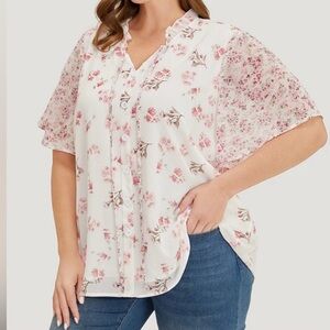 NWT BloomChic White and Pink Floral Two-Layer Blouse Size 14-16 1X